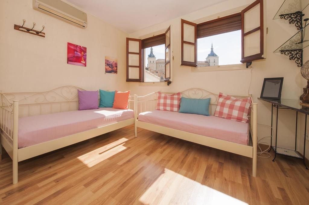 Atico-Terraza Imperial Apartman Toledo Szoba fotó